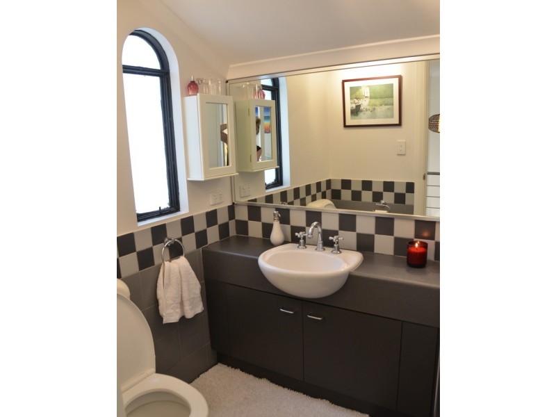 5/4 Court Place, Subiaco WA 6008