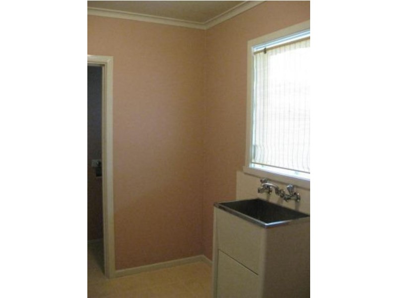 16 Little Street, Deer Park VIC 3023