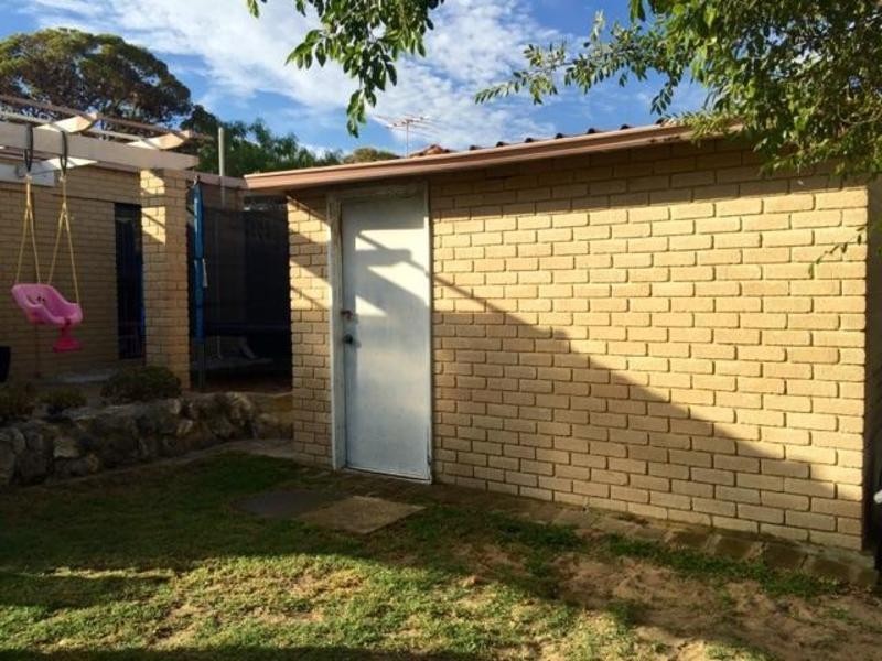 8 Springfield Court, Kallaroo WA 6025
