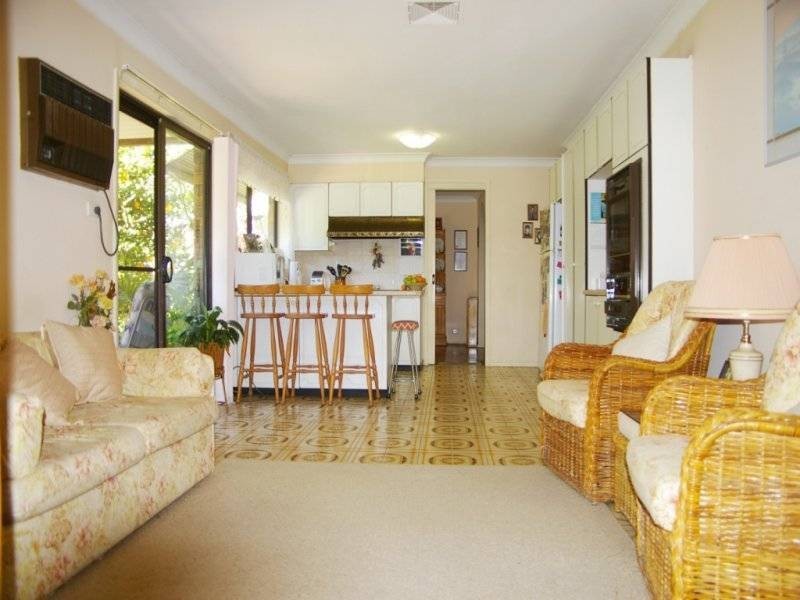 10 Gordon Ave, Castle Hill NSW 2154