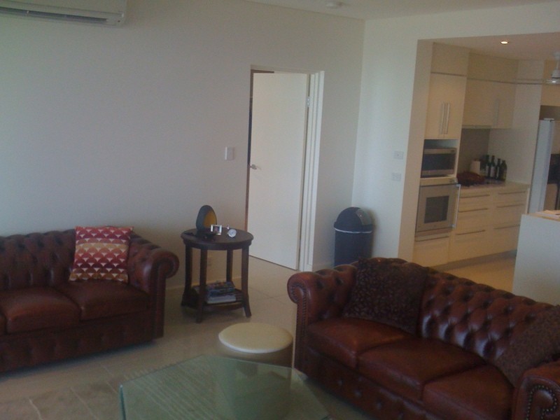17/13  The Esplanade, Darwin NT 0800