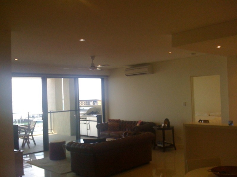 17/13  The Esplanade, Darwin NT 0800