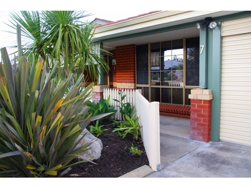 7B Requa Crescent, Warnbro WA 6169