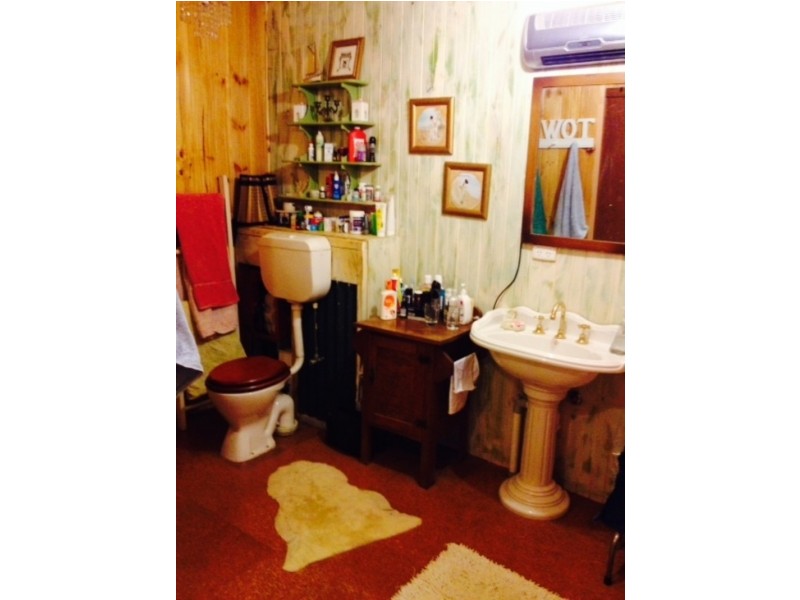 19  Reefton Drive, Mcmahons Creek VIC 3799