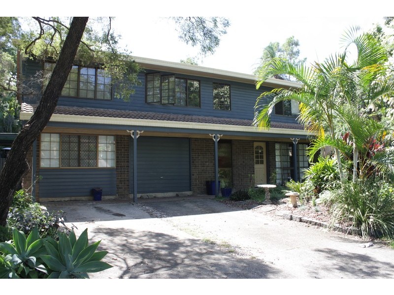 74 Bunya Park Drive, Eatons Hill QLD 4037