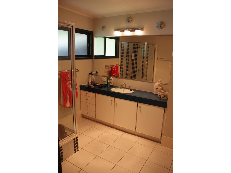 74 Bunya Park Drive, Eatons Hill QLD 4037