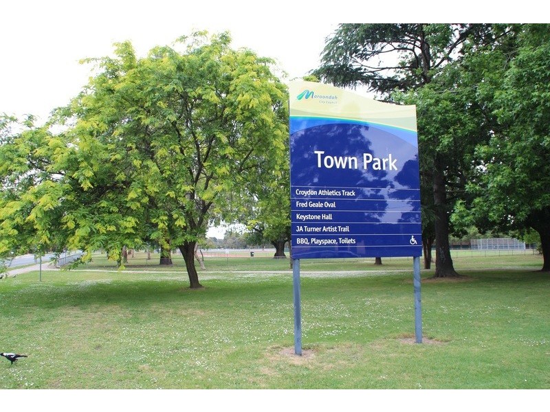 284 Mount Dandenong Road, Croydon VIC 3136