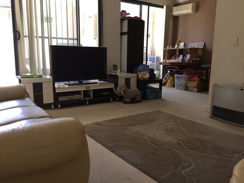 2/40-42 Lydbrook Street, Westmead NSW 2145