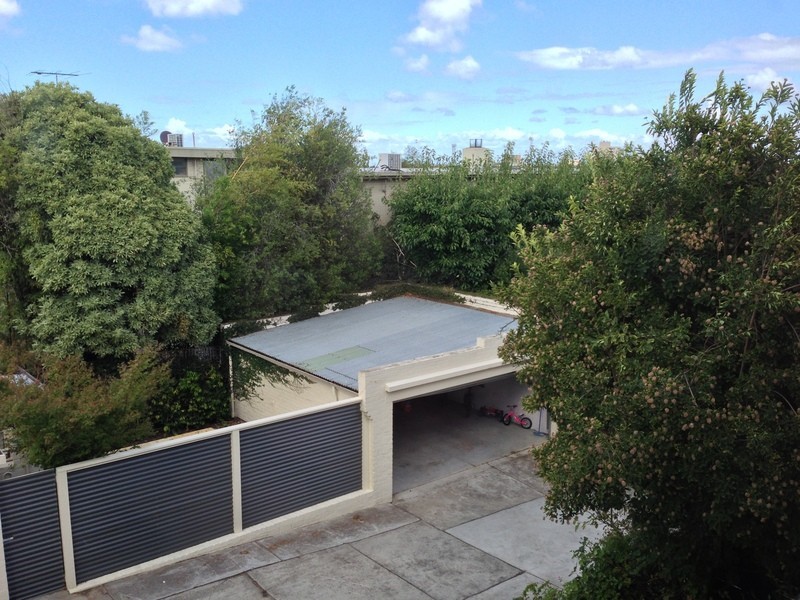 4/7 Iona Avenue, Toorak VIC 3142