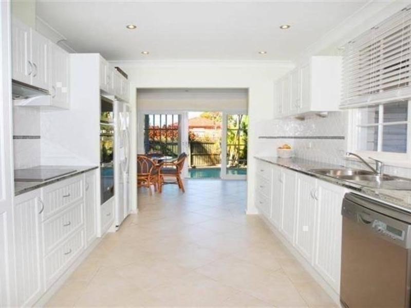 8 Wiggins Place, Concord NSW 2137