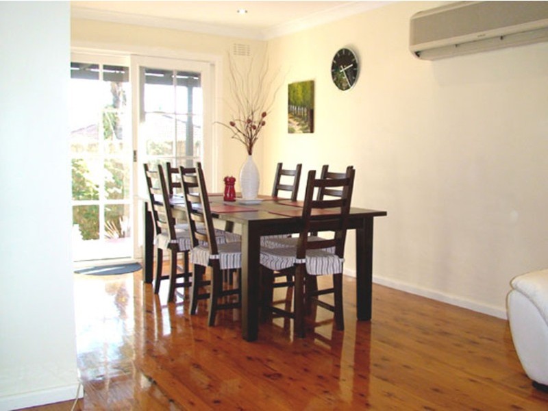 8 Wiggins Place, Concord NSW 2137