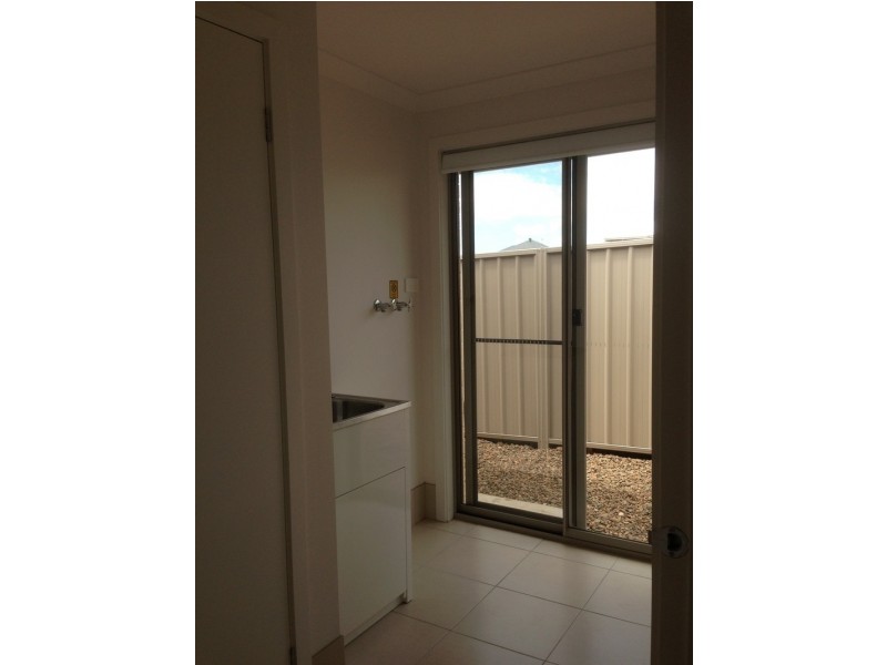 18 Radiant Avenue, Largs NSW 2320