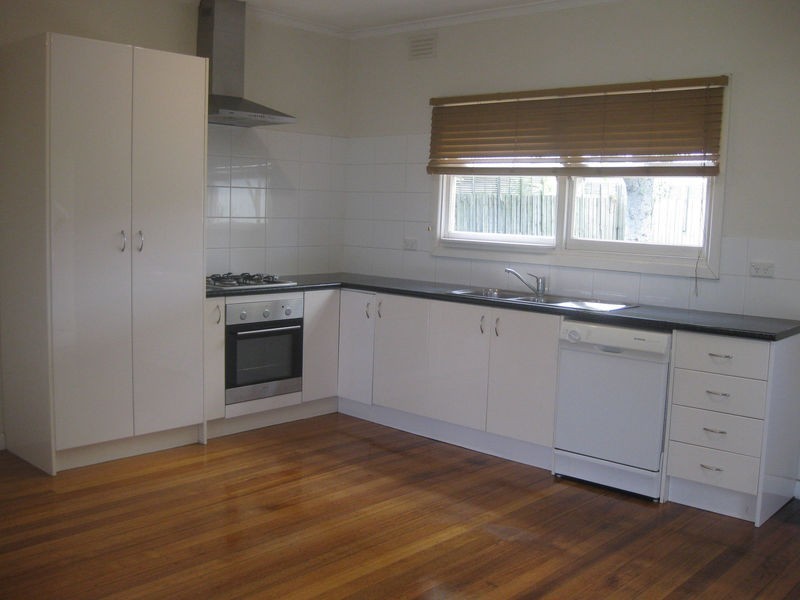 4 Ashleigh Avenue, Frankston VIC 3199