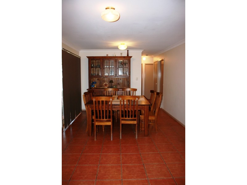 8 Lyndon Court, Boronia Heights QLD 4124