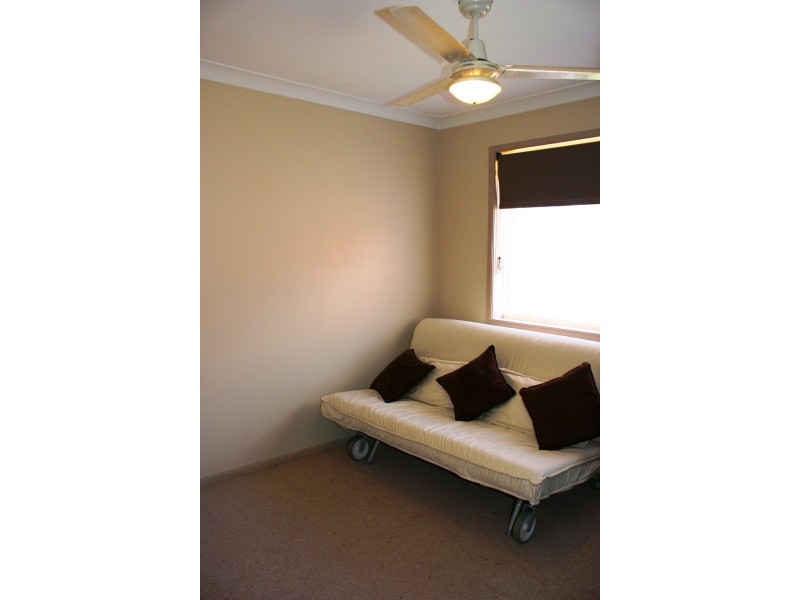 8 Lyndon Court, Boronia Heights QLD 4124