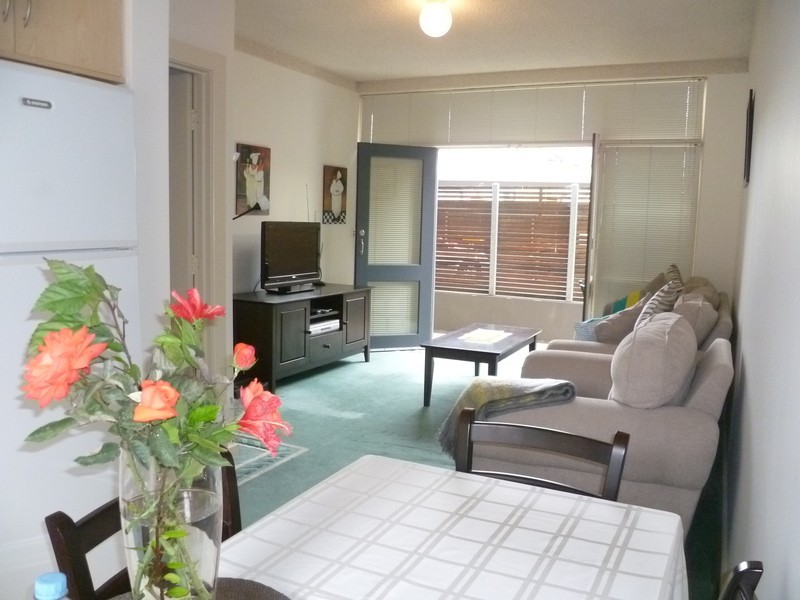 5/4 Bristol Place, Glenelg South SA 5045