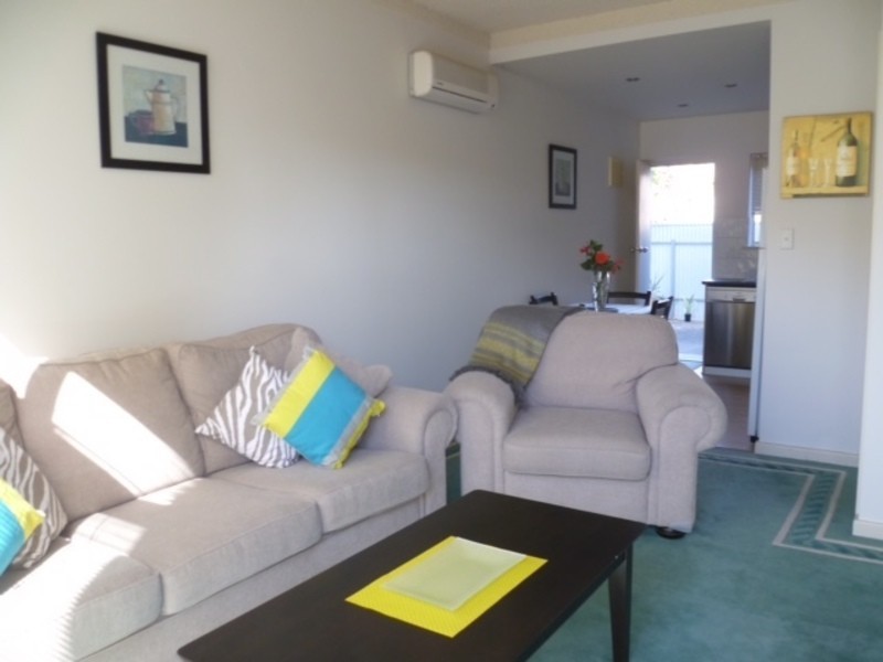 5/4 Bristol Place, Glenelg South SA 5045