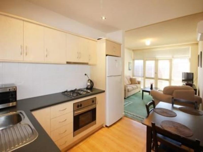 5/4 Bristol Place, Glenelg South SA 5045