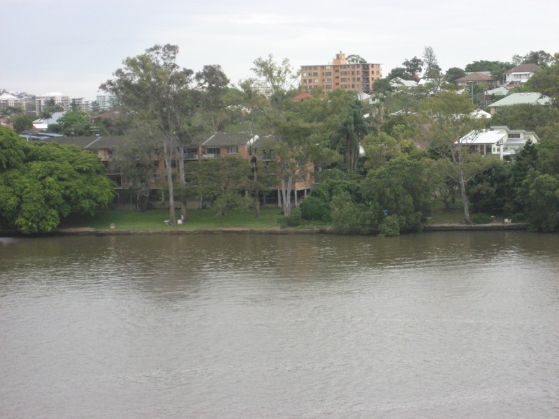 11/124 Macquarie St, St Lucia QLD 4067