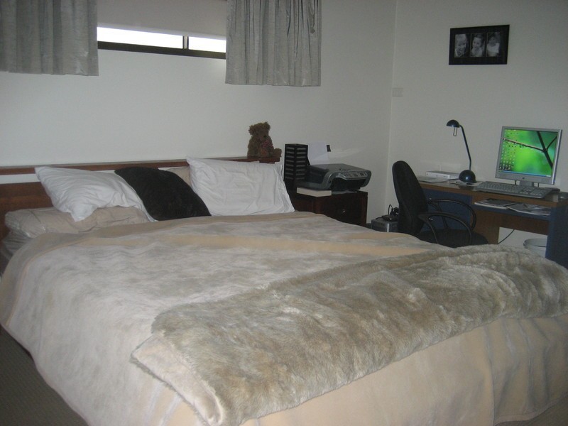 11/124 Macquarie St, St Lucia QLD 4067