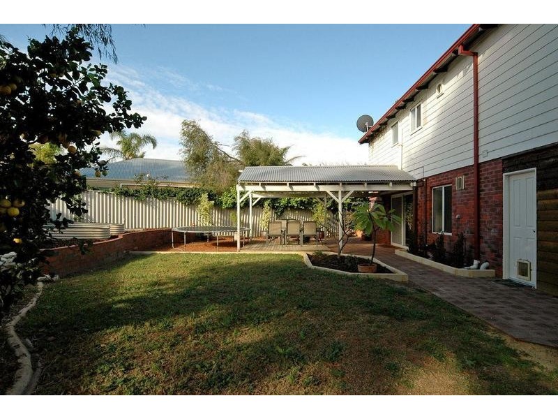 3 White Road, Quinns Rocks WA 6030