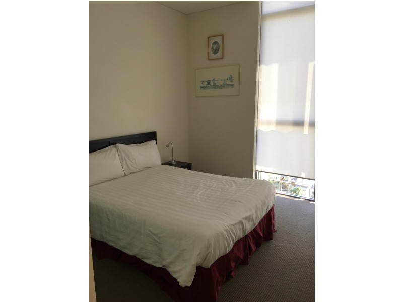 1802/18 Cypress Avenue, Surfers Paradise QLD 4217