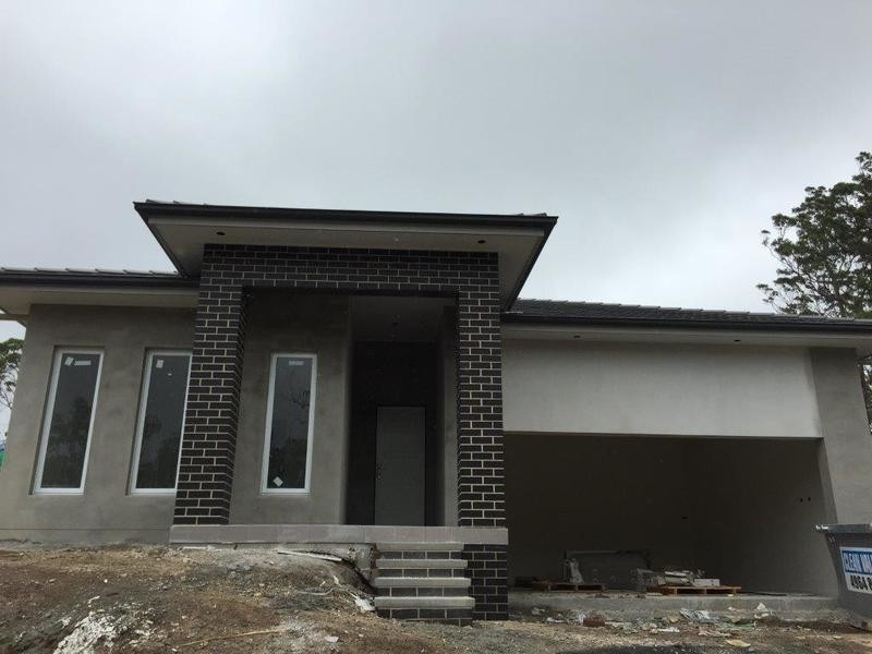 1 Floresta Crescent, Cameron Park NSW 2285