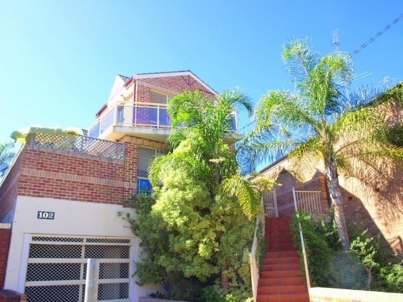 4/102 Carrington Rd, Waverley NSW 2024