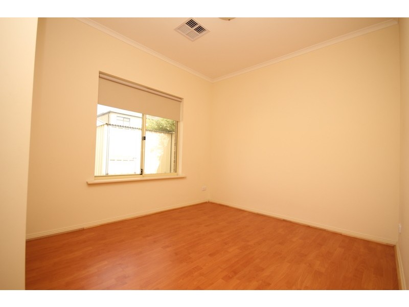 18 Edgewater Pl, Burton SA 5110