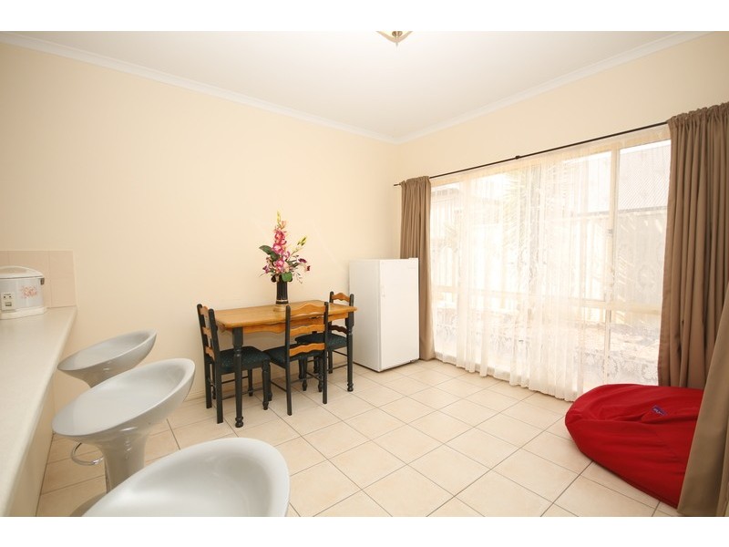 18 Edgewater Pl, Burton SA 5110