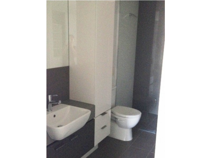 25/17 Eucalyptus Drive, Maidstone VIC 3012