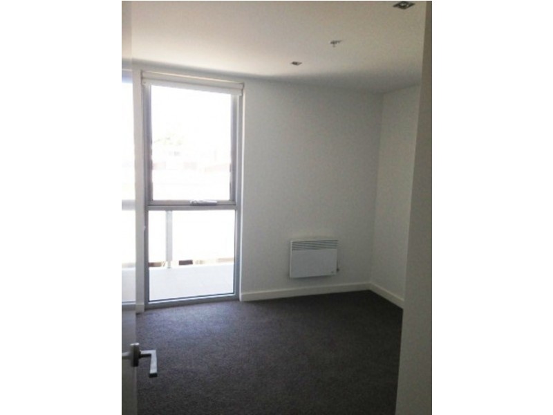 25/17 Eucalyptus Drive, Maidstone VIC 3012