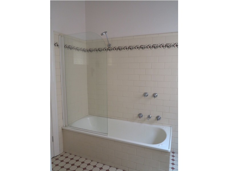 110 Clauscen St, Fitzroy North VIC 3068