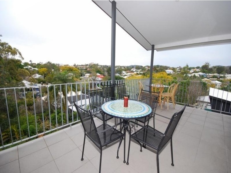 2/56 Arthur Terrace, Red Hill QLD 4059
