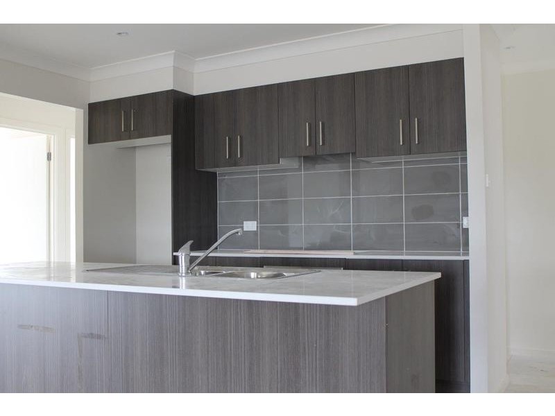 25 Pearse Crescent, Bolwarra Heights NSW 2320