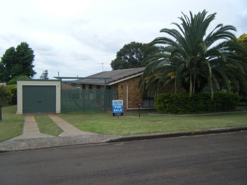 9 Joseph St, Kingaroy QLD 4610