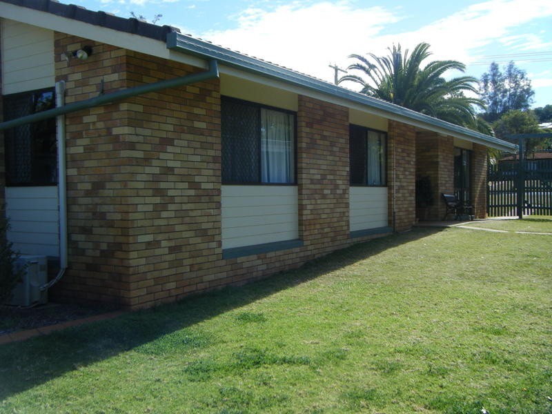9 Joseph St, Kingaroy QLD 4610