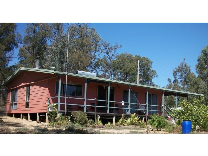 44 Cummins Road, Glenmaggie VIC 3858