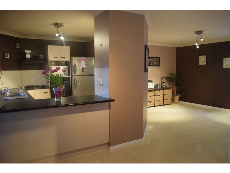 13 Bream Court, Sandstone Point QLD 4511