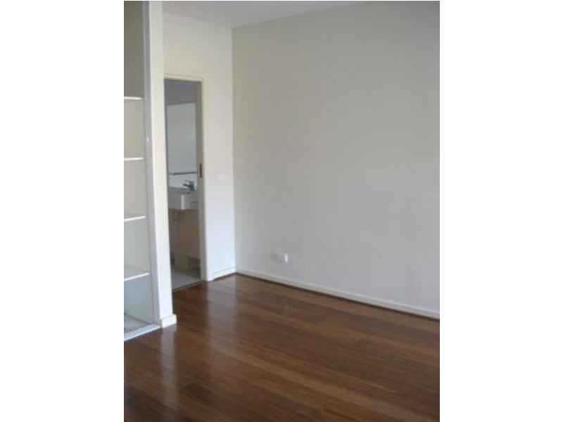 G11/8 Burrowes Street, Ascot Vale VIC 3032