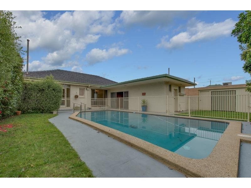 4 Bayliss Street, Cheltenham VIC 3192