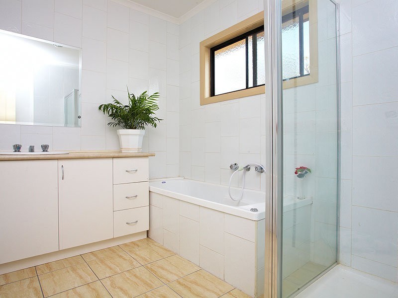 12 Baker Street, Sunshine VIC 3020