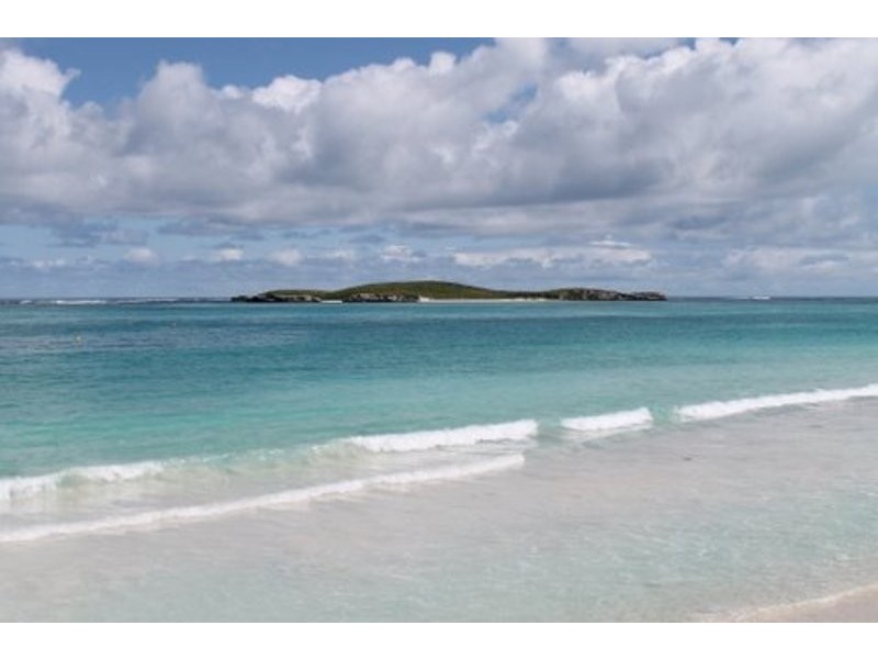 58 Bootoo Street, Lancelin WA 6044