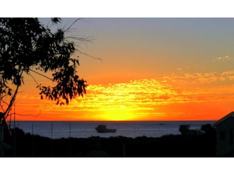 58 Bootoo Street, Lancelin WA 6044