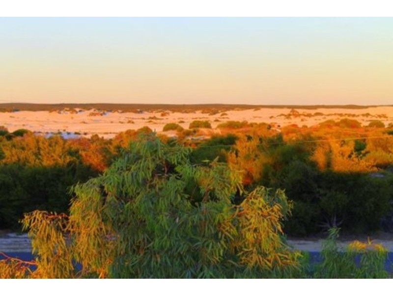 58 Bootoo Street, Lancelin WA 6044