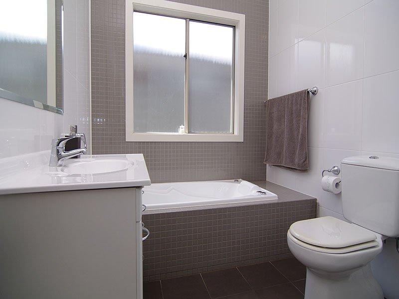 11A Leslie Ave, Campbelltown SA 5074