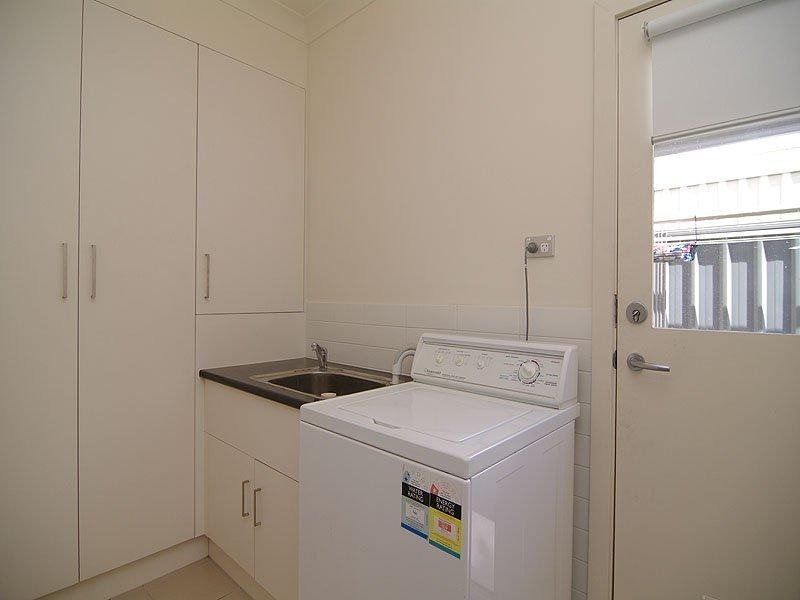 11A Leslie Ave, Campbelltown SA 5074