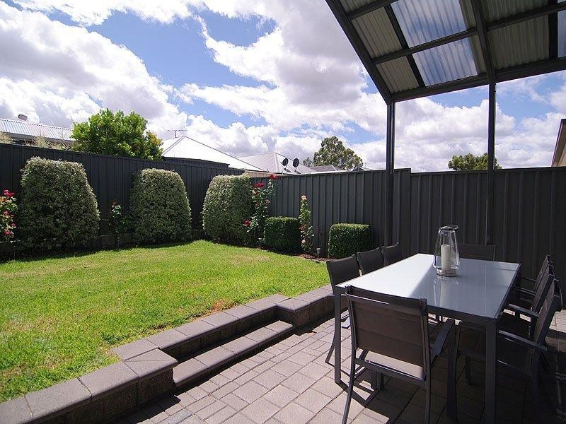 11A Leslie Ave, Campbelltown SA 5074