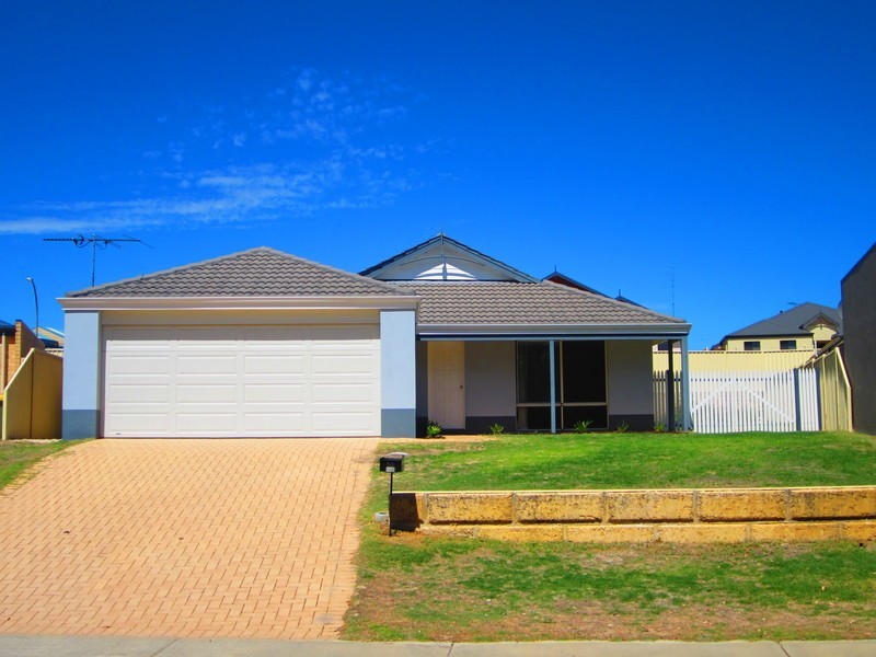 14 Polwarth Circuit, Eaton WA 6232