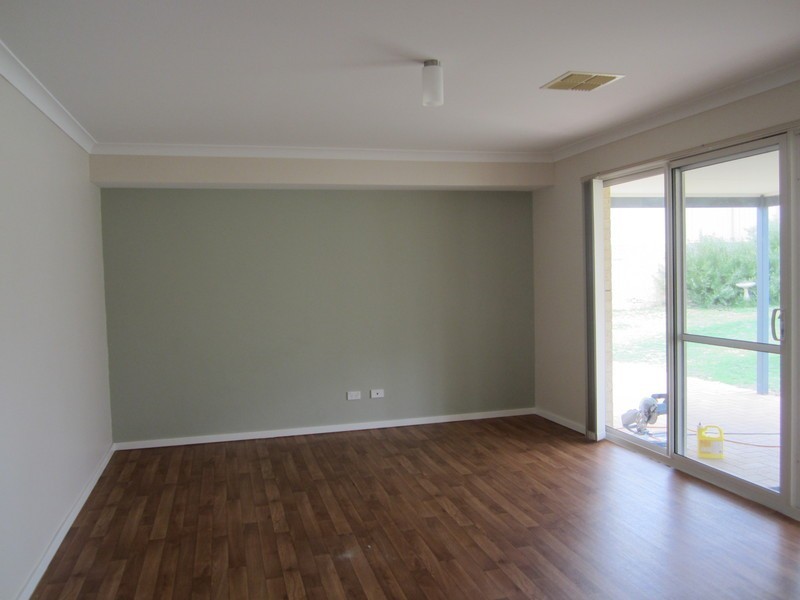 14 Polwarth Circuit, Eaton WA 6232
